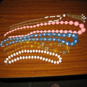 Lot of 5 Necklaces Gold Tone Plastic Beads Barrel Clasps